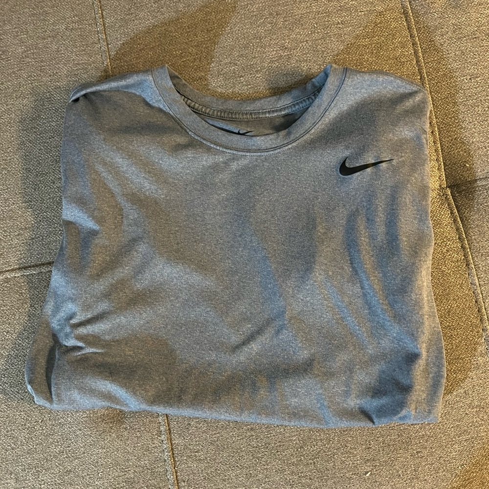 Men’s Nike Dri-Fit shirt